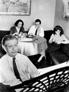 Berény Róbert második feleségével, Etával, lányával, Annával és Bakucz Józseffel, 1950 körül