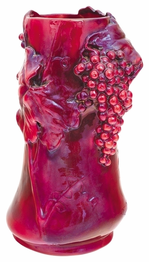Zsolnay Vase with bunch of grapes and leaves, Zsolnay, 1908