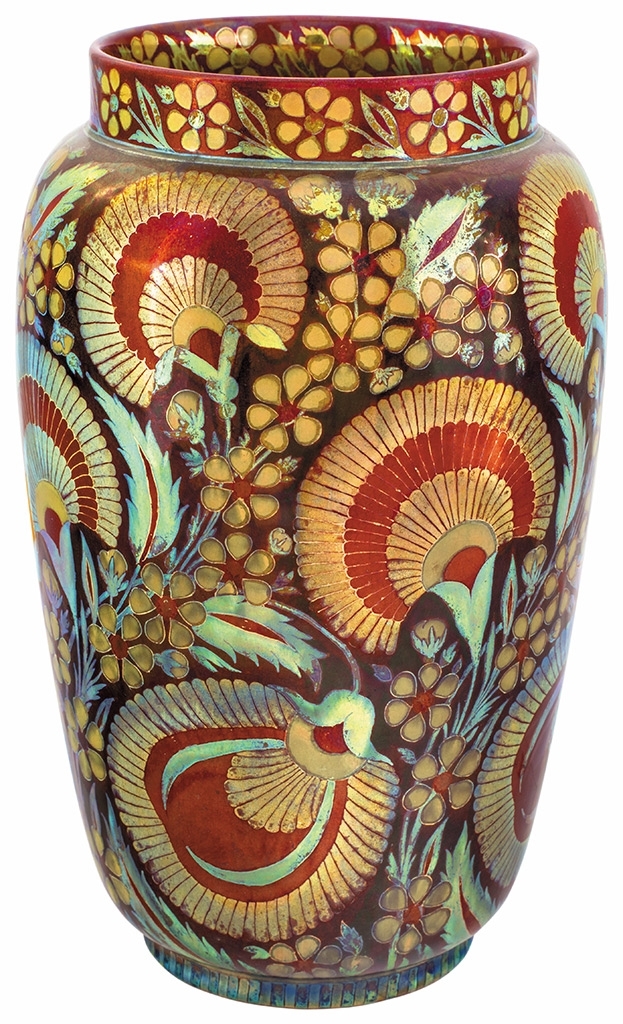 Zsolnay Vase with Persian flowers, Zsolnay, c. 1915