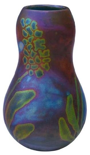 Zsolnay Kobaktök alakú váza, stilizált jácintokkal, Zsolnay, 1900