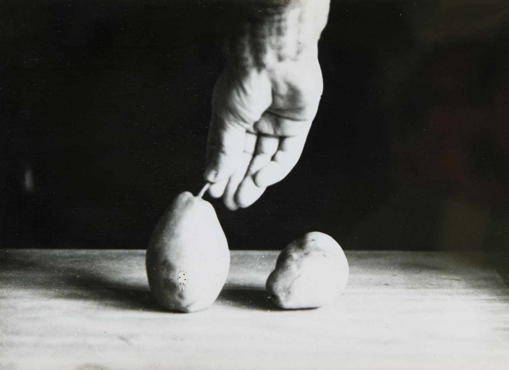 Baranyay András (1938-2016) Hand with Pears