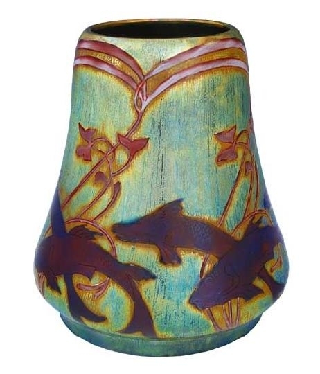 Zsolnay Vase with goldfish, Zsolnay, 1906. Form- and decoration design: Géza Nikelszky