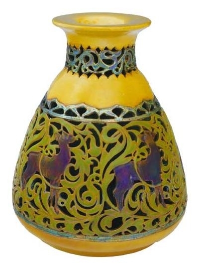 Zsolnay Áttört váza körbefutó őzábrázolással, Zsolnay, 1906 körül