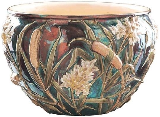 Zsolnay Plant pot with statuesque sedge and bamboo motifs, Zsolnay, around 1893, a secession Zsolnay pottery made with one of the oldest eosin technics