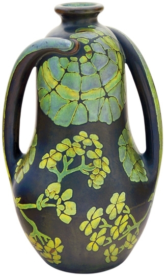 Zsolnay Vase with a geranium decor, Zsolnay, 1900