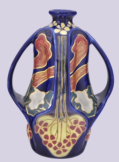 Zsolnay Vase with four ring-handles decorated with a panoramic scene, Zsolnay, around 1900, Design by Sándor Apáti-Abt