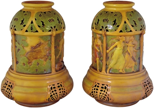 Zsolnay Pair of vases with hunting female figures, Zsolnay, around 1903, Presumably designed by Lajos Mack