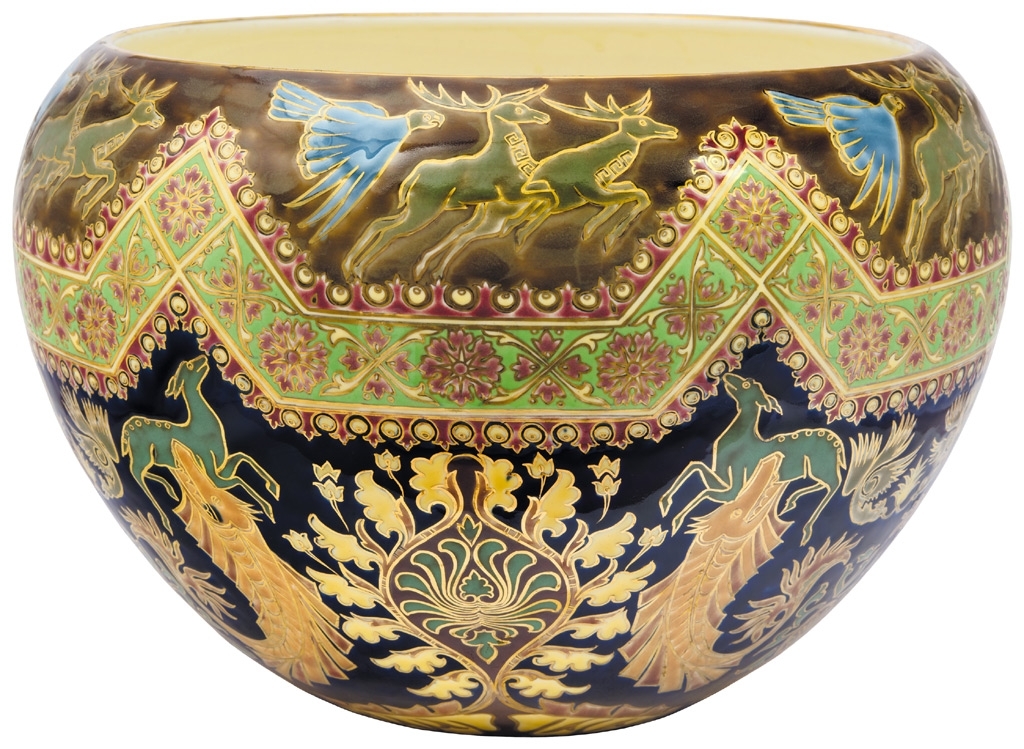 Zsolnay Rose-bowl with Scythian motif, Zsolnay, c. 1905