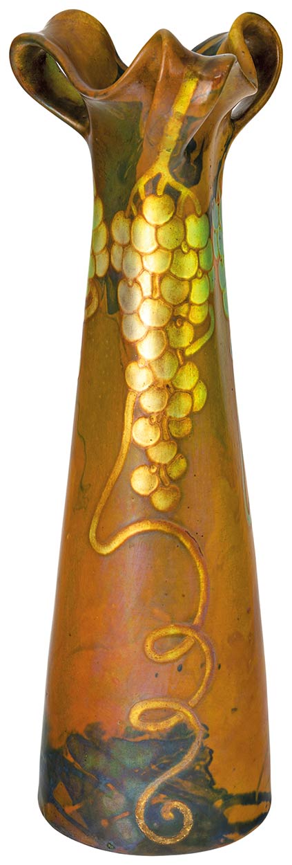 Zsolnay Vase with Grape pattern, Zsolnay, around 1900